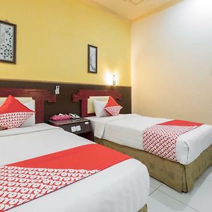 Kamar kembar standard